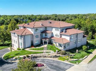 12600 S Pflumm Rd UNIT 104, Olathe, KS 66062