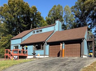 232 Country Club Rd, Mount Airy, NC 27030
