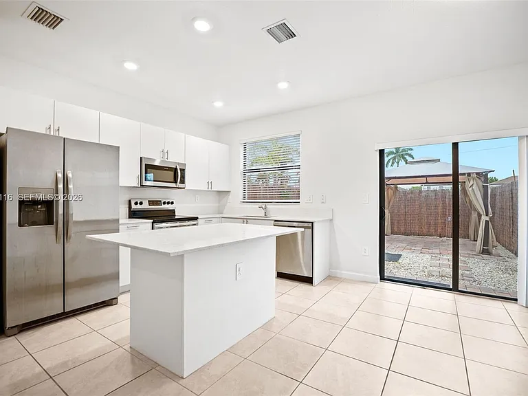 11804 SW 247th Ter #11804 — Photo 12