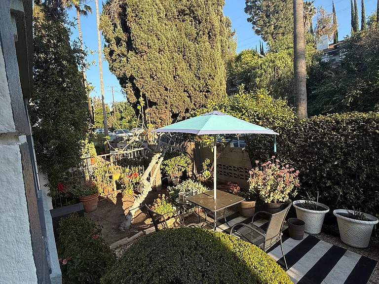 4323 Avocado St — Photo 18