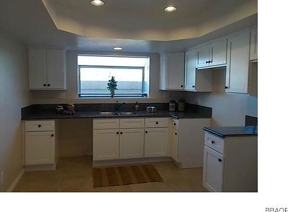 4th image of 1377 Club View Dr #1-OUT