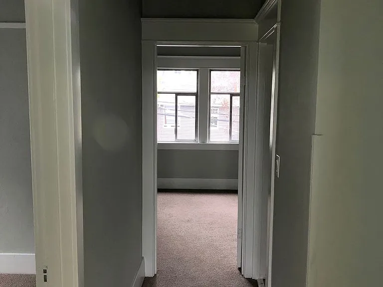 5034 12th Ave NE — Photo 12