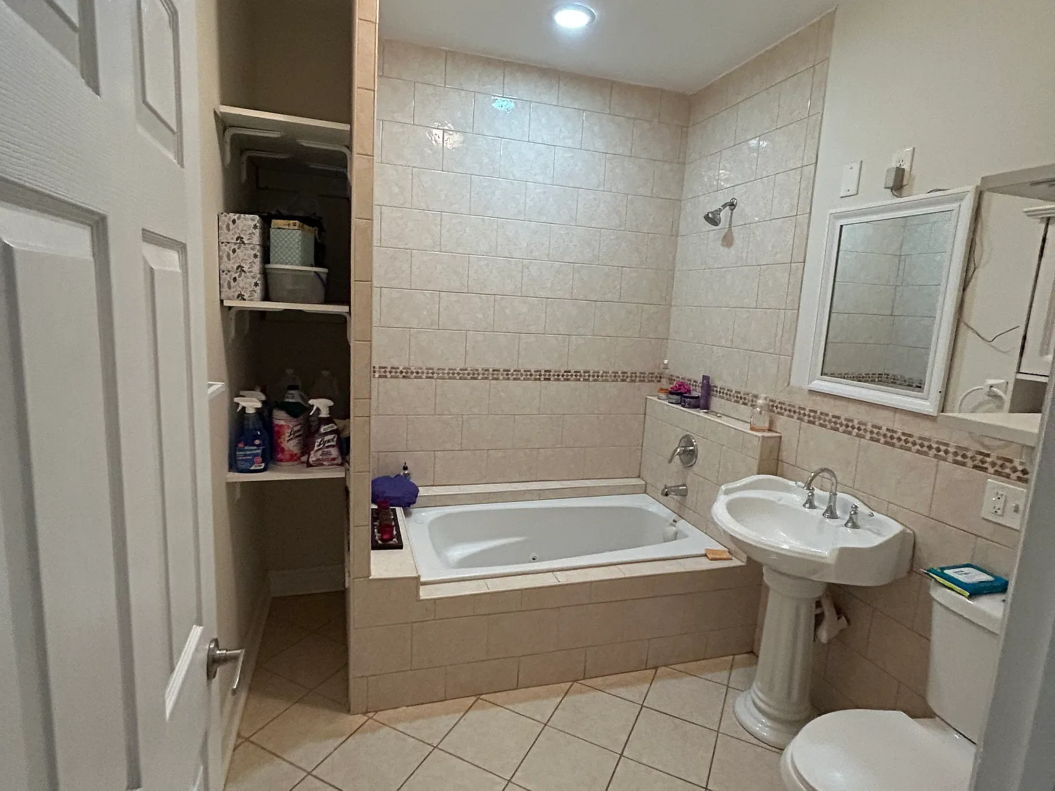 3 bed, $850 — Photo 2