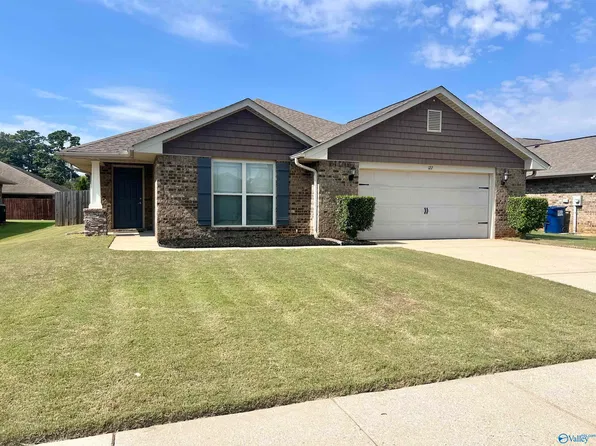 122 Copeland Dr, Madison, AL 35756