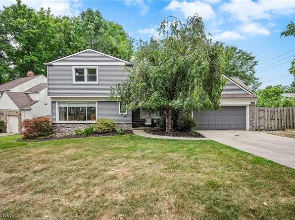 2329 Lyndway Rd, Beachwood, OH 44122