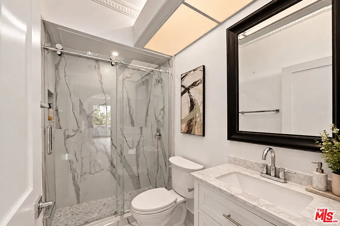 2 bed, 2.0 bath, $3,795 — Photo 4