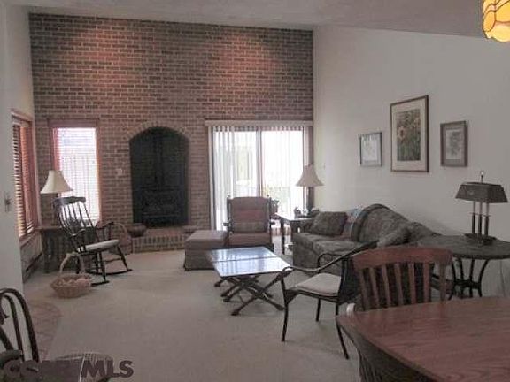 3rd image of 766 W Aaron Dr