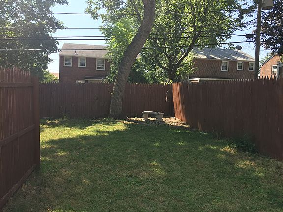 5th image of 278 W Greenwood Ave