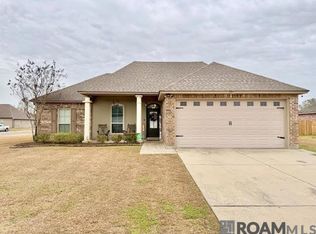 3711 Plantation Ridge Dr, Addis, LA 70710