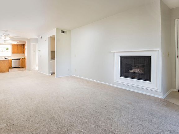 4th image of 26955 Rainbow Glen Dr Unit 745