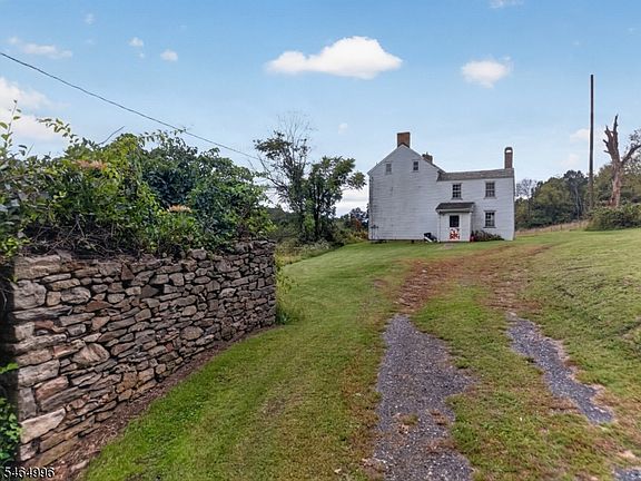 3rd image of 170-174 CHURCH ROAD