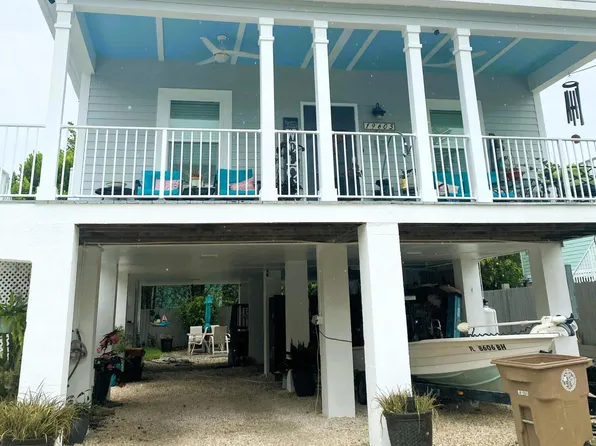 19603 Seminole St, Sugarloaf Key, FL 33042