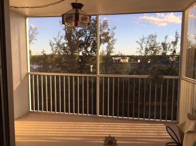 1st image of 3660 NE 166th St APT 507