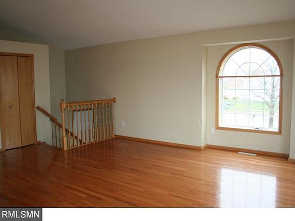 3rd image of 7109 Setzler Pkwy N
