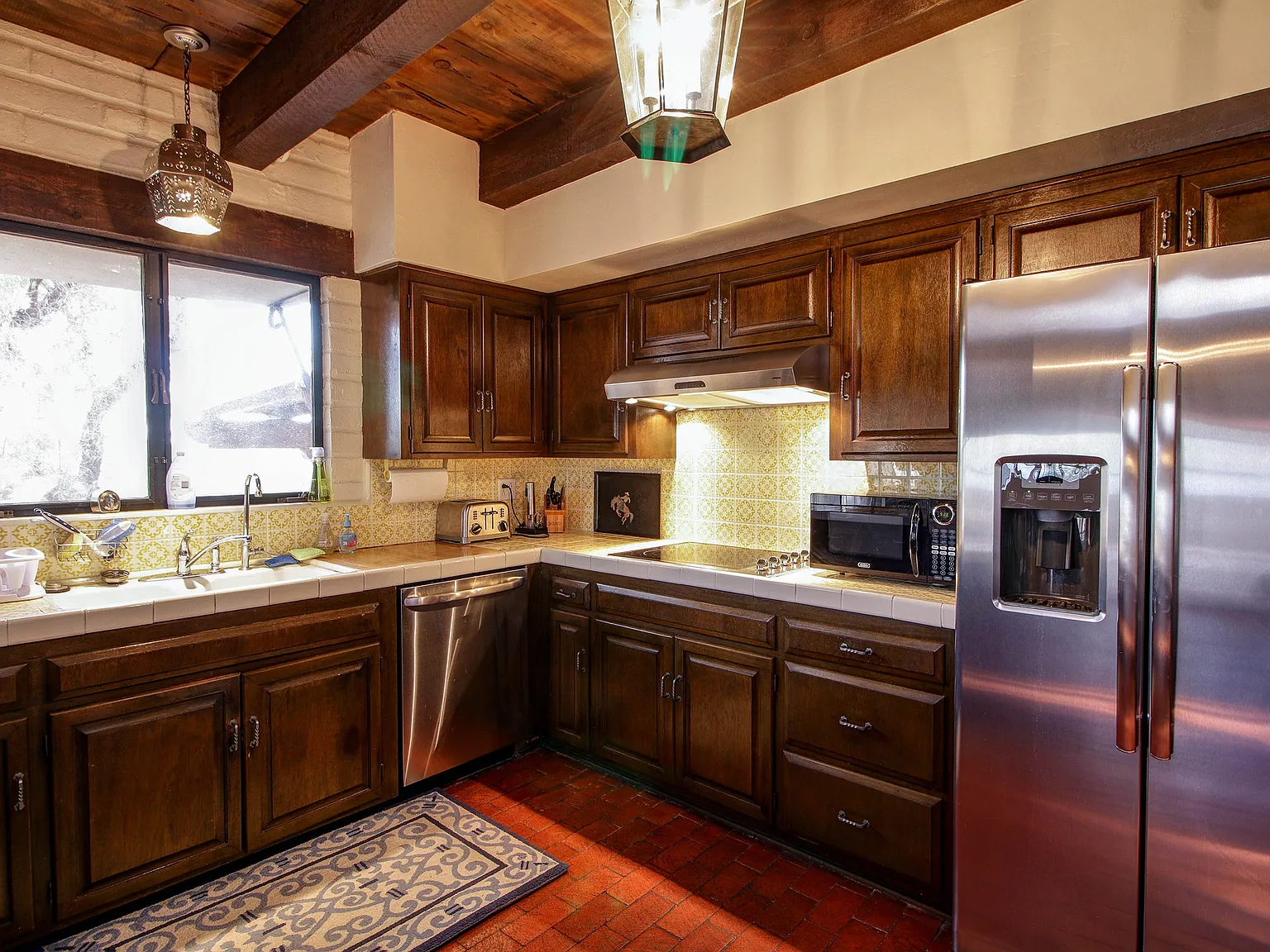 3 bed, 4.5 bath, 3126 sqft, $3,400 — Photo 3