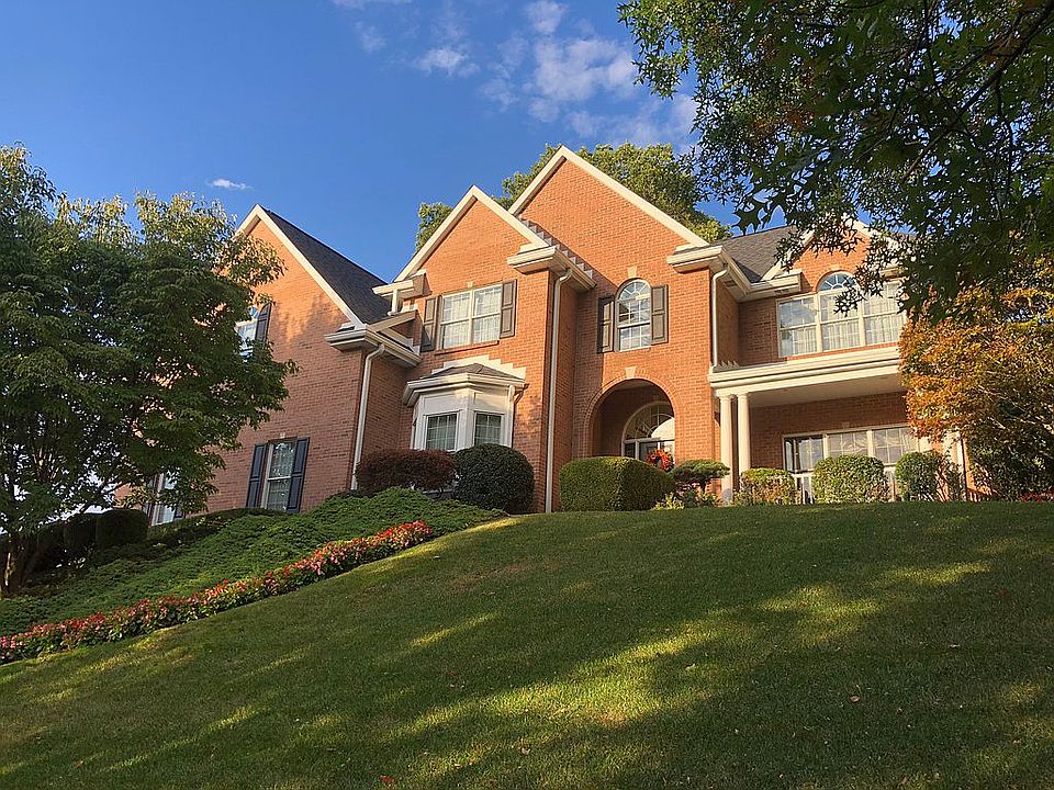1st image of 1209 Twelve Oaks Ct