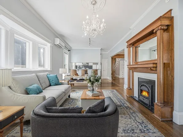 33 Adams St APT 1, Dorchester, MA 02122