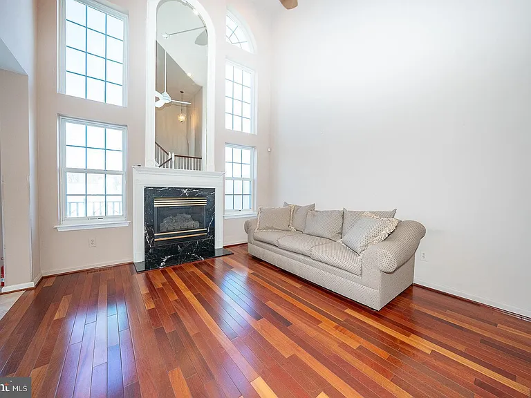 234 Lookout Pl — Photo 11