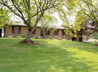 13366 Sara Ave NW, Hartville, OH 44632