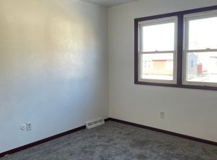 3021 W 66th St #1, Davenport, IA 52806