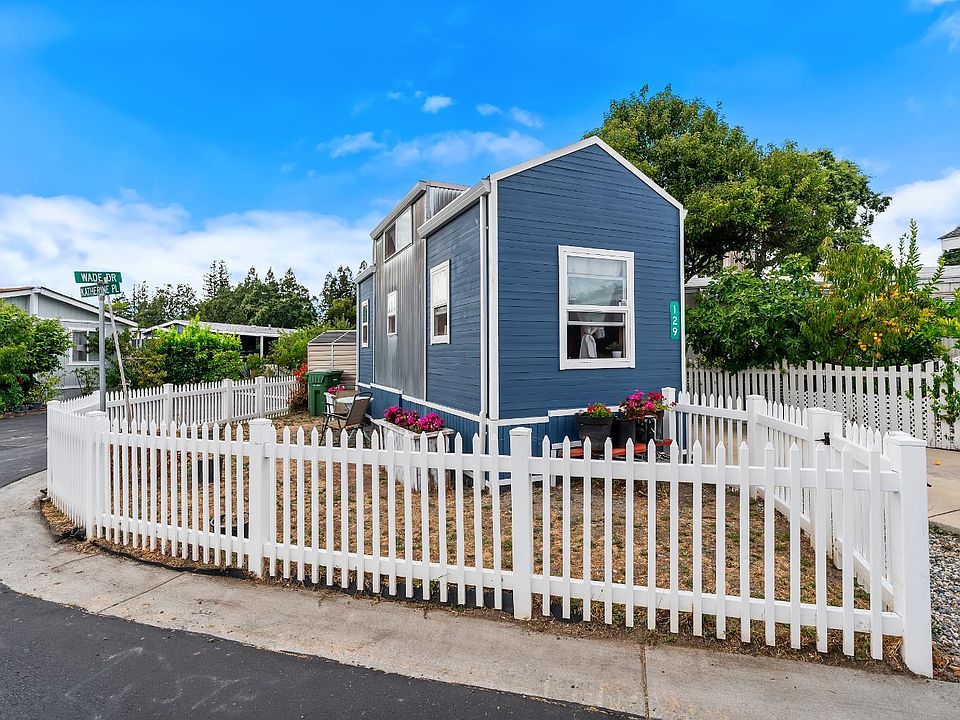 1st image of 129 Katherine Place