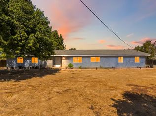 6110 W Nebraska Ave, Caruthers, CA 93609