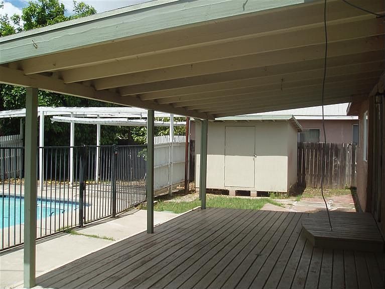 2nd image of 2240 Rhoda Way