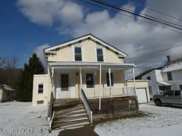 17-19 School Street, Whitehall, NY 12887