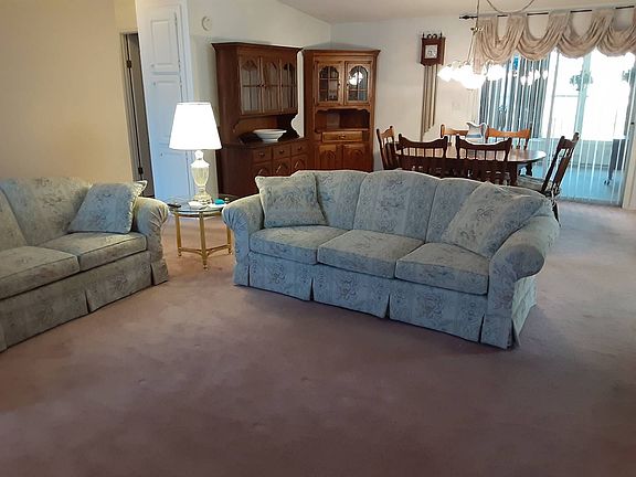 3rd image of 2611 Lake Haven Dr
