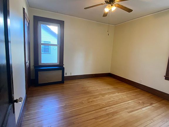 4th image of 211 E Passaic Ave #2
