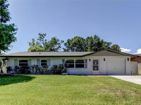 1587 Lotus Path, Clearwater, FL 33756