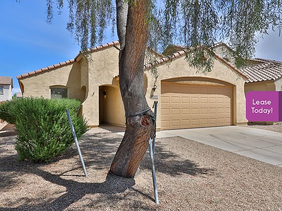 2nd image of 1524 E Maddison Cir