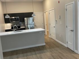1225 N 27th - 6