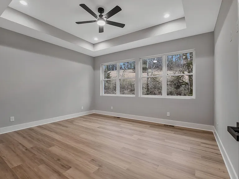 125 Scenic Ln — Photo 11