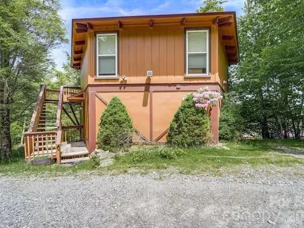 102 Cricket Way, Banner Elk, NC 28604