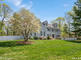 11 Kachina Way, Madison, CT 06443