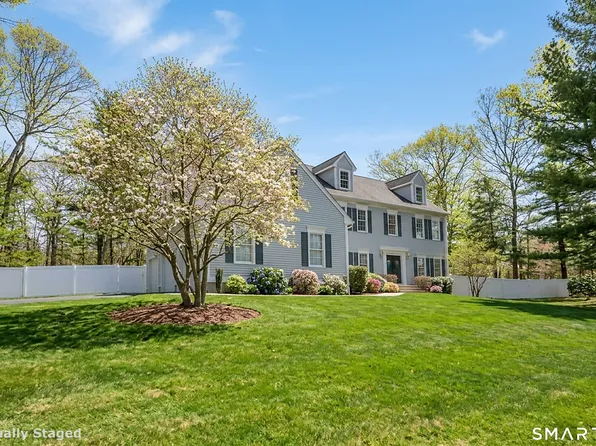 11 Kachina Way, Madison, CT 06443