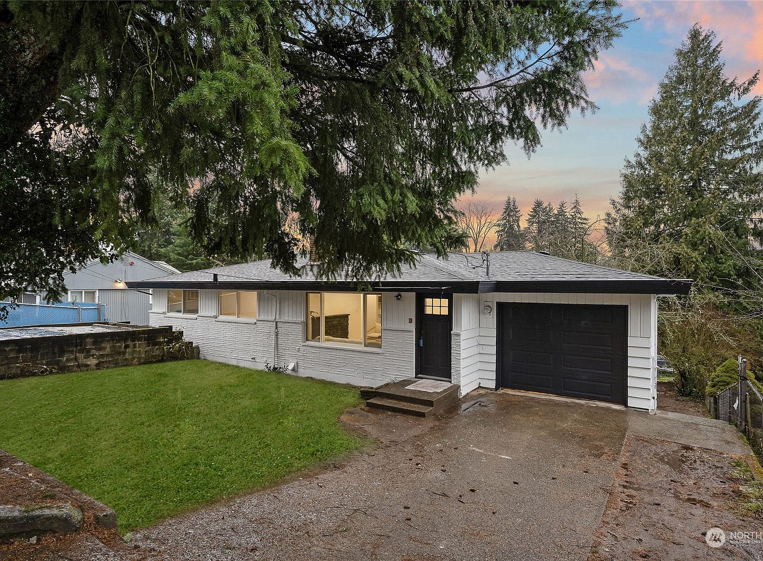 11823 12th Avenue S, Seattle, WA 98168 | Zillow