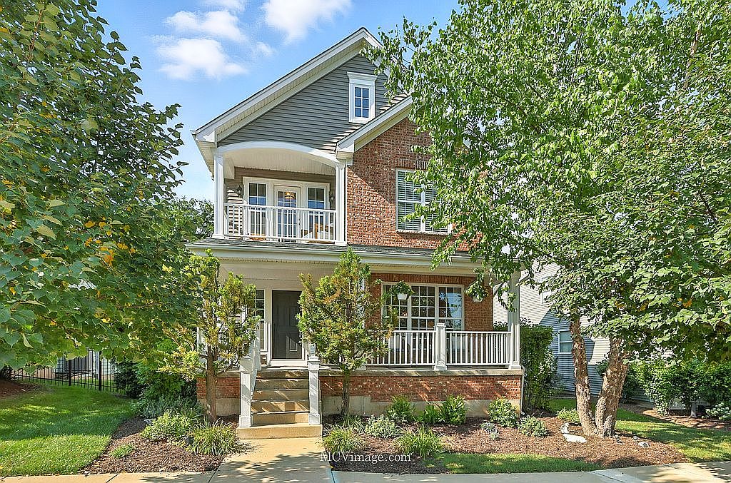 39W146 Herrington Blvd, Geneva, IL 60134 | Zillow