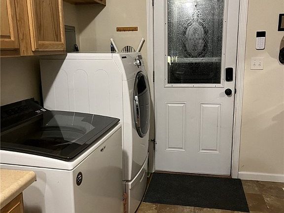 4th image of 4795 Willowbrook Dr