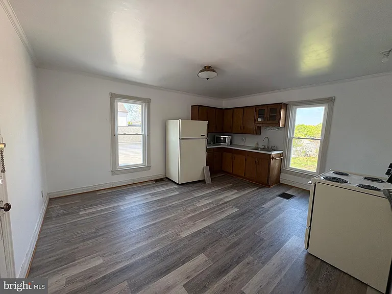 50 E North St #2 — Photo 3