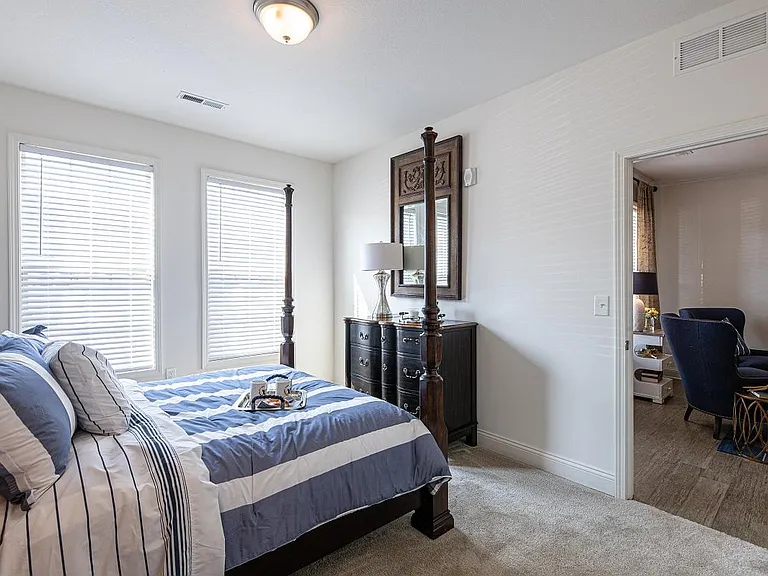 Waterstone Apartments — Photo 9