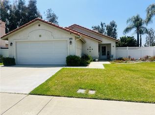 29225 Parkcrest Ln, Highland, CA 92346