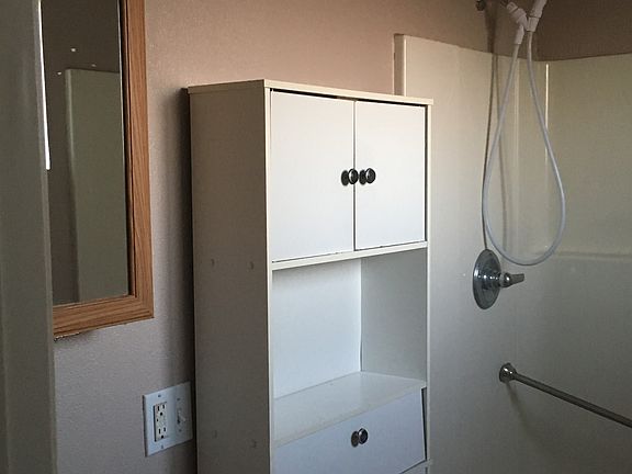 Fresh paint master bath