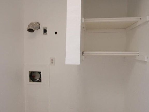 4th image of 2901 Beachcomber Dr #El