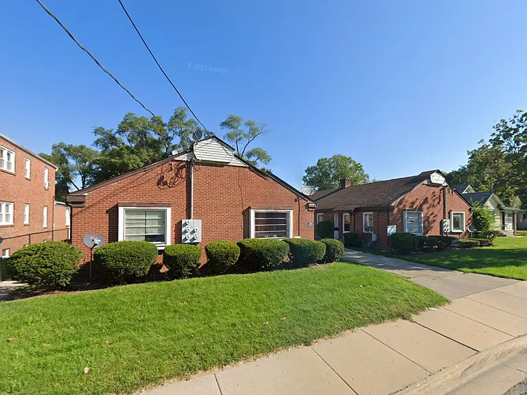 2307 Auburn St — Photo 1