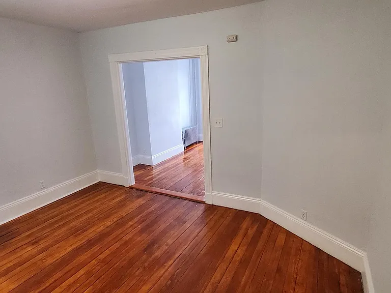 82 Rockland St #2F — Photo 8
