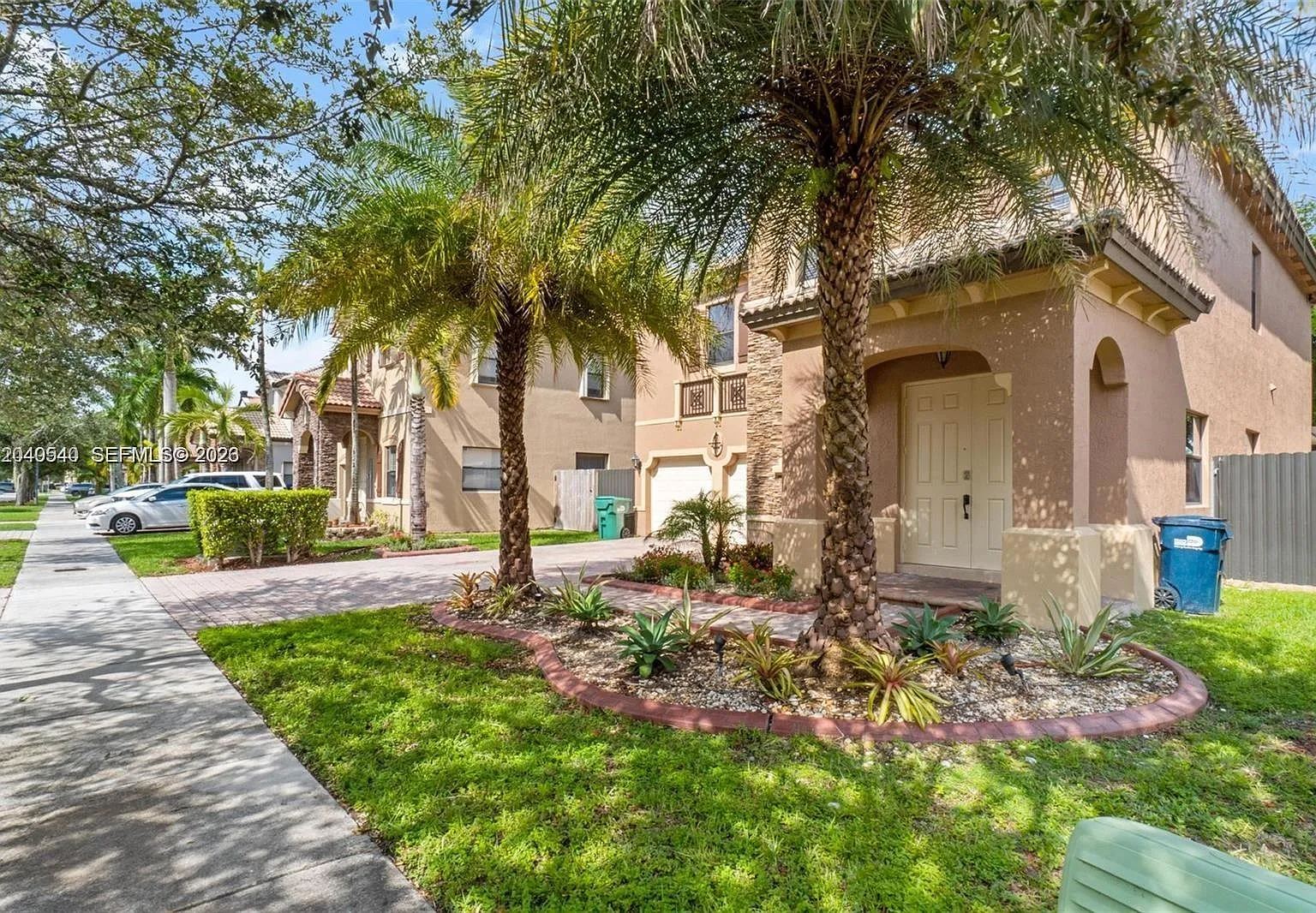24301 SW 112 CT — Photo 3