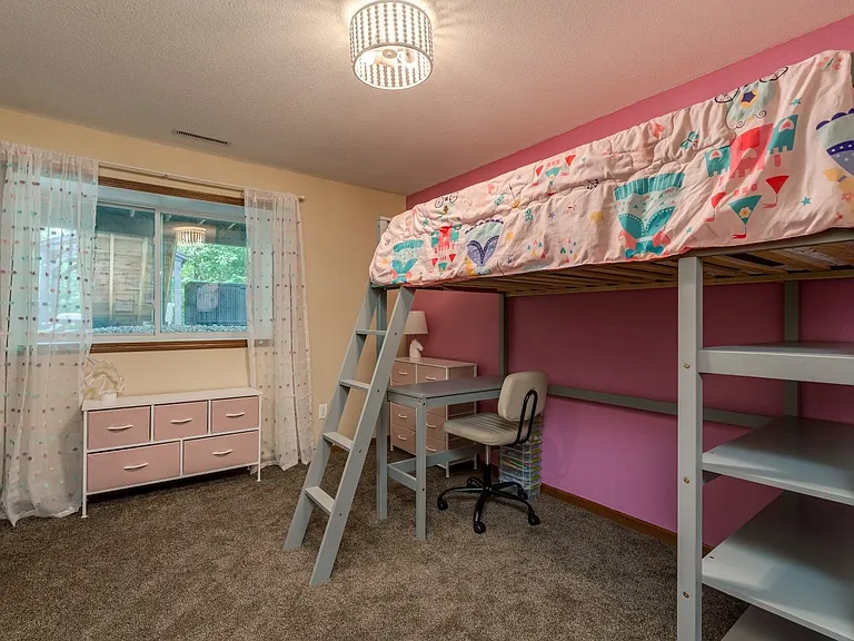 305 Tanager Rd — Photo 29