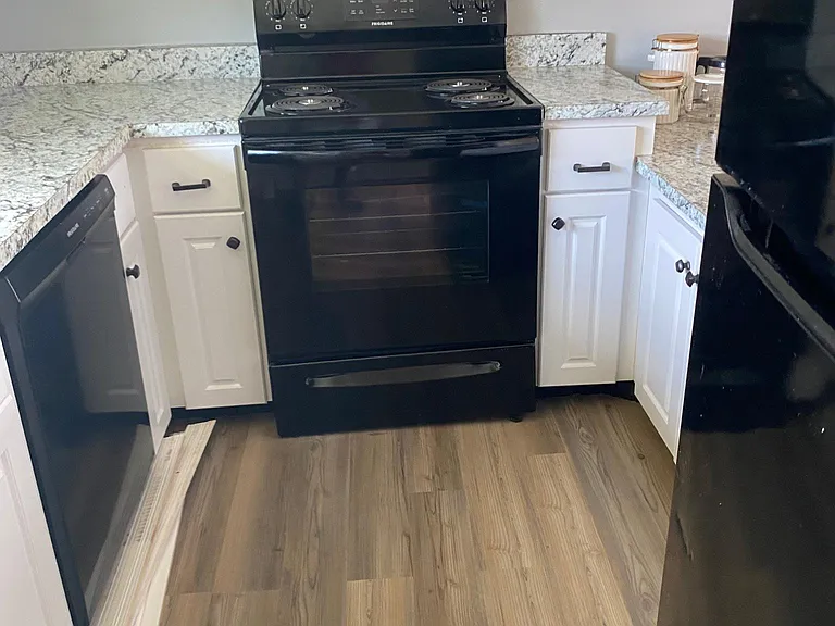106 Fairway Ct — Photo 10